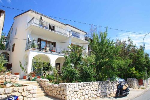 Apartments In Selce 39361
