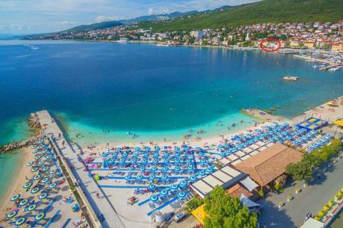 Apartments In Selce 39174