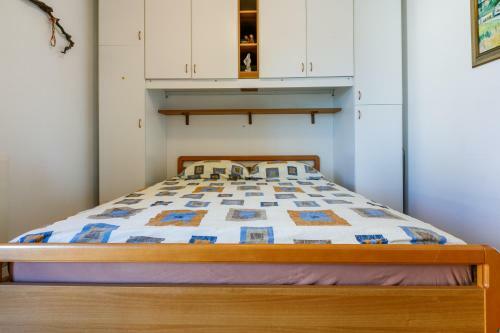 Apartment Eni Selce