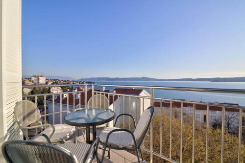 Luxury Apartment With Sea View 4 + 2