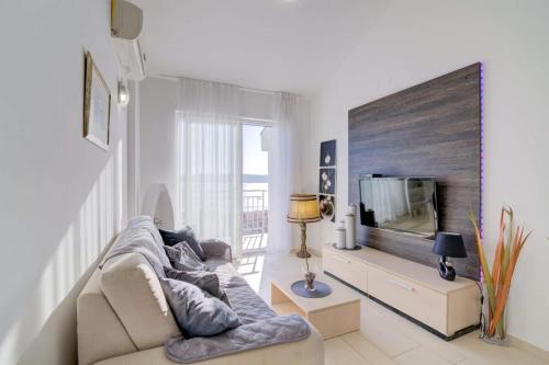 Luxury Apartment With Sea View 4 + 2