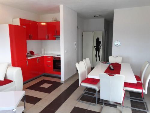Apartment Vis 1
