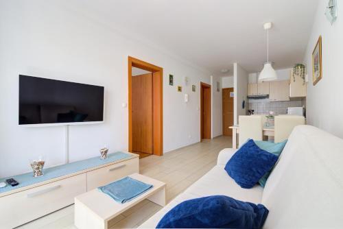 Modern A 2+2 Apartment ****