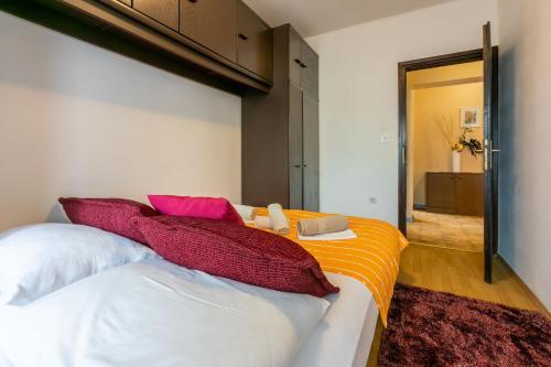 Apartments Zec