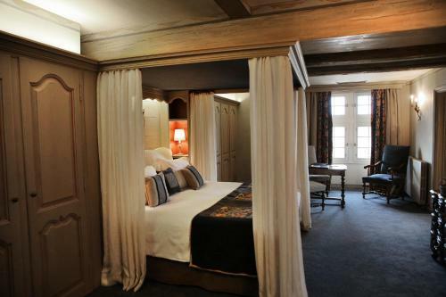 Hotel Ch�teau De Mercu�s