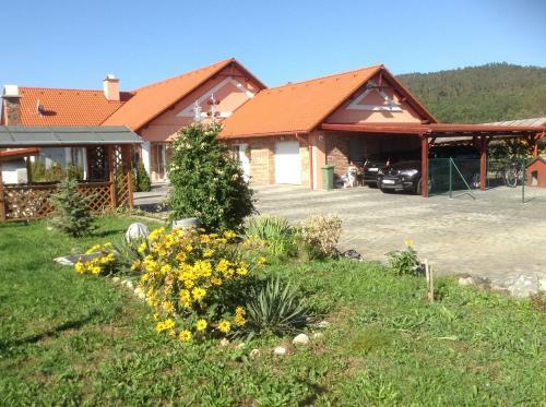 Villa Piros