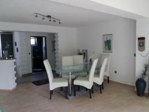 Hostal Apartments And Rooms With Parking Space Slunj, Plitvice - 17719