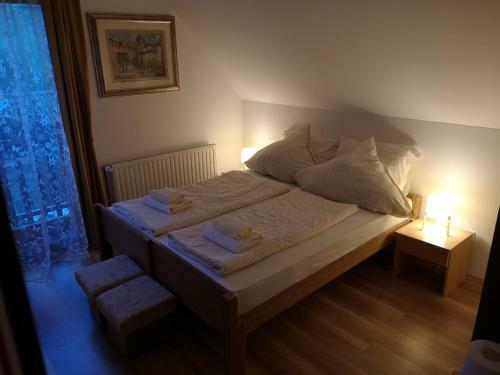 Hostal Rooms S&i Korana