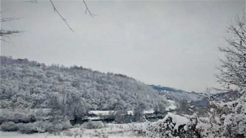 Apartamento Smaragd River Near Rastoke & Plitvice Lakes