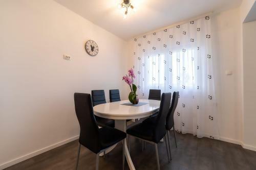 Apartman Melani