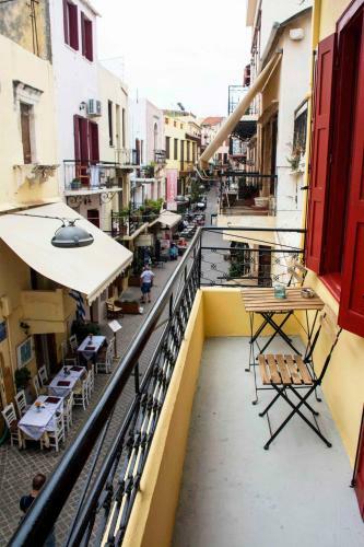 Green Door Apartment