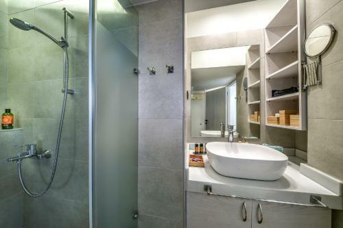 Vintage City Apartments