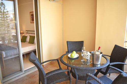 Karma Apartment - Next To Sandy Beach