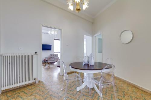 Samuel Apartment, 40 Meters From The Beach
