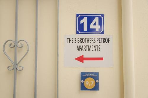 Hostal The 3 Brothers' Apts