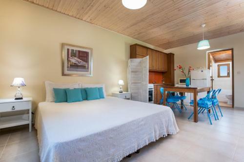 Villa Anerocur� By Chania City