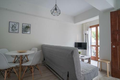 Aelia Apartments