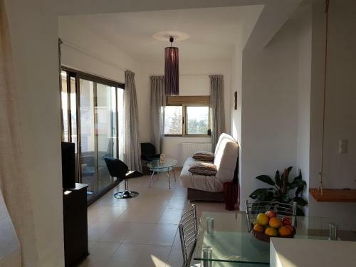 Iriana's Apartments In Center