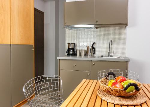 Rigas City Apartments (yellow)
