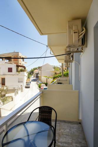 Melina Apartments