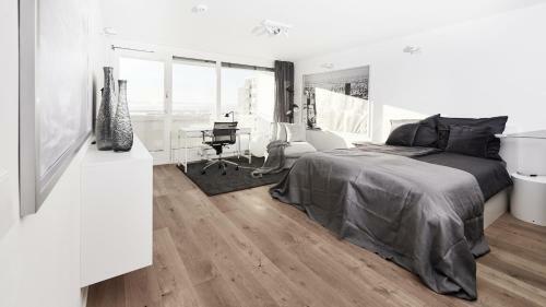 Criston Apartments - Dream View Studio