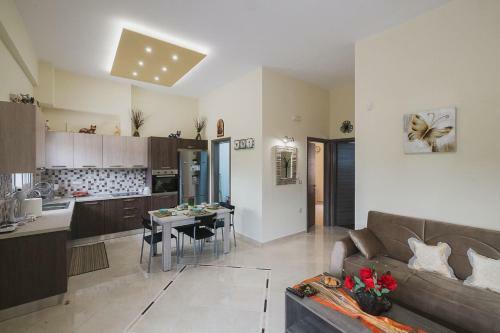 Apartamento Spacious Home With Parking