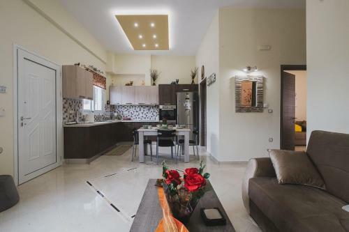 Apartamento Spacious Home With Parking