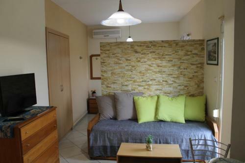 Roidis Apartments