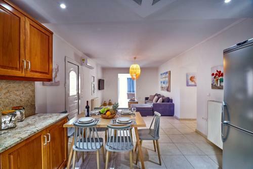 Sunny Luxury Apartment