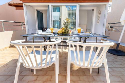 Sunny Luxury Apartment