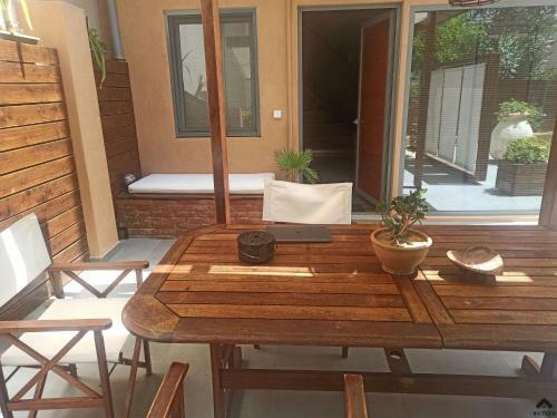 Apartamento Euzoia-luxury Maisonette With Garden