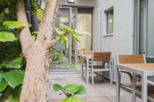 Apartamento Central Apts. For Large Group With Parking & Yard