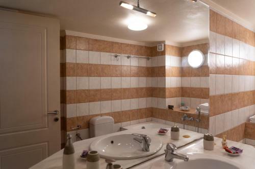 Kallisti Stone House Apartment