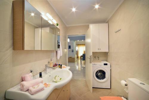 Aristea Luxury Apartment