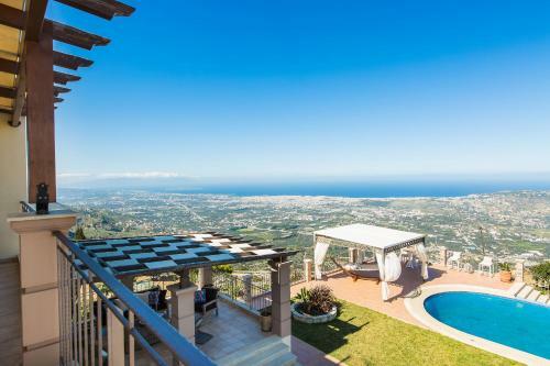 Villa Golden Hill