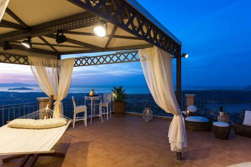 Villa Golden Hill