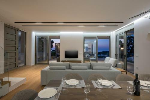 Centro Golden View Villa