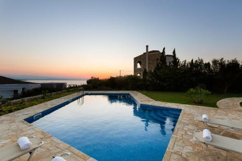 Lake And Sea Villa
