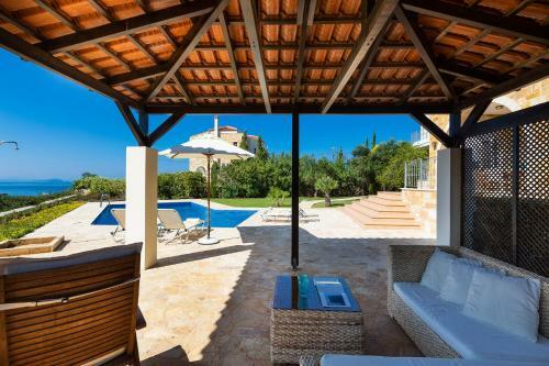 Lake And Sea Villa