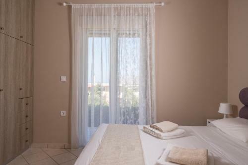 Tholos Apartments