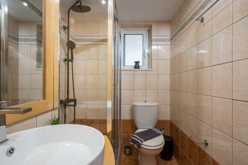 Tholos Apartments
