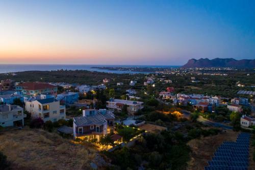 Tholos Apartments