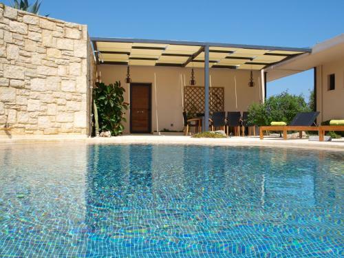 Longhouse Crete - Extraordinary Luxury Villa