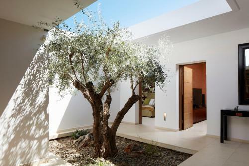 Longhouse Crete - Extraordinary Luxury Villa