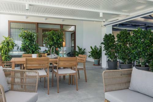 Apartamento Delfini, Beachfront Luxury Flat W. Outdoor Hot Tub