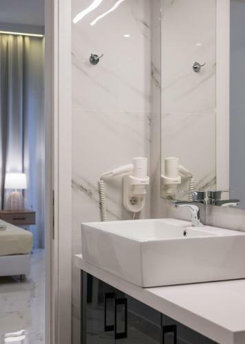 Apartamento Delfini, Beachfront Luxury Flat W. Outdoor Hot Tub