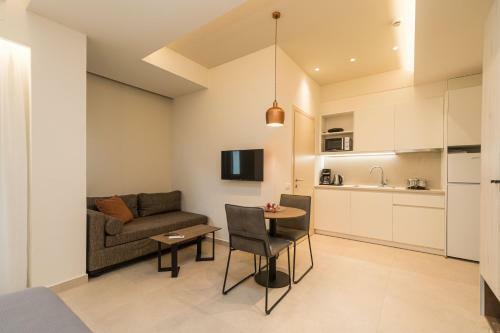 Antel Suites & Apartments