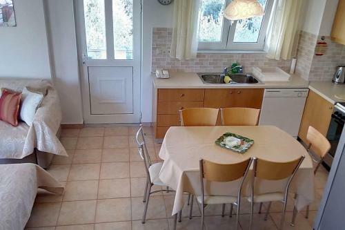 Cozy New Apartments Nea Chora