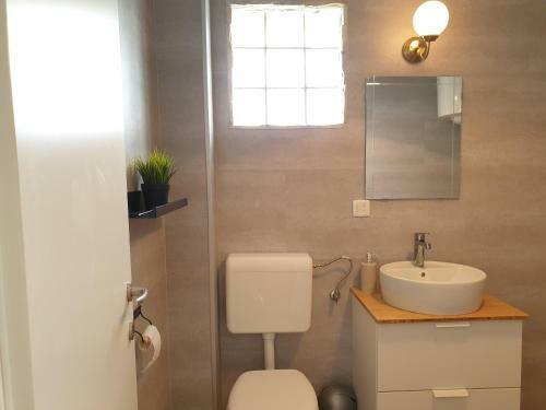 Apartments Kraj Rat Sreser