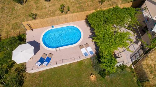 Holiday Home Rupotina With A Large Yard, Pool And A Beautiful View